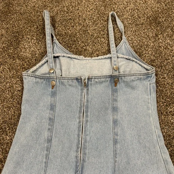 Forever 21: Light Blue Denim Floral Embroidered Women Mini Dress Size Large - Picture 6 of 8